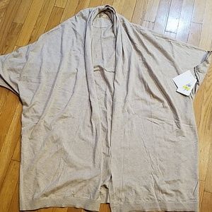 NWT  UGGS Sweater 100% Cotton